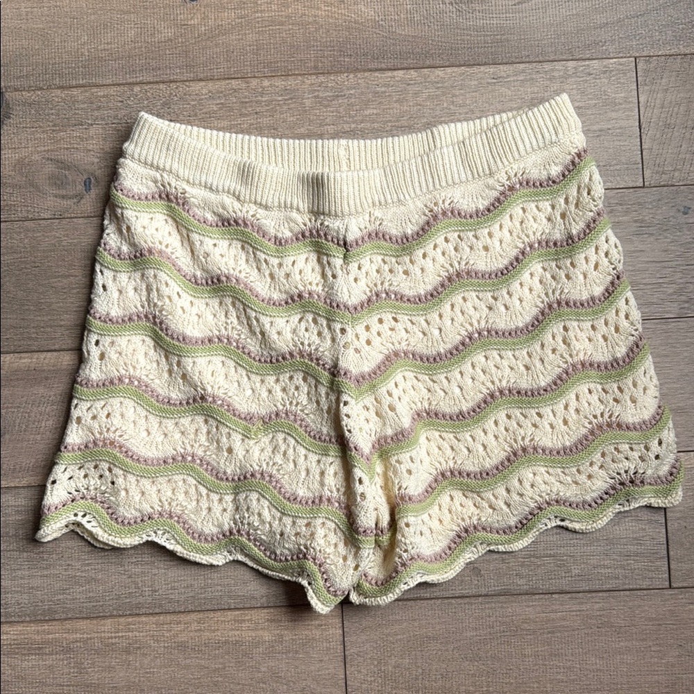 Entro Cream and Green Casual Shorts 🌼